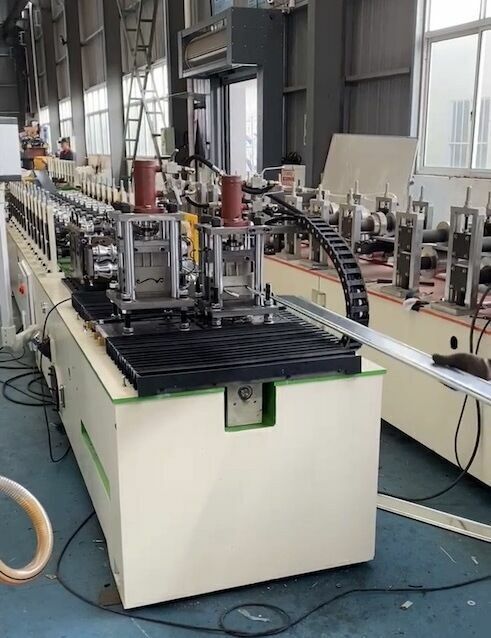 Multi Profile Roller Door Roll Forming Machine For Sale
